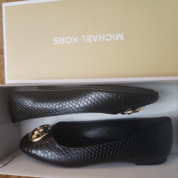 Michael Kors Amanda MK gold Logo Ballet Flats In Black Nitb - Picture 3 of 5